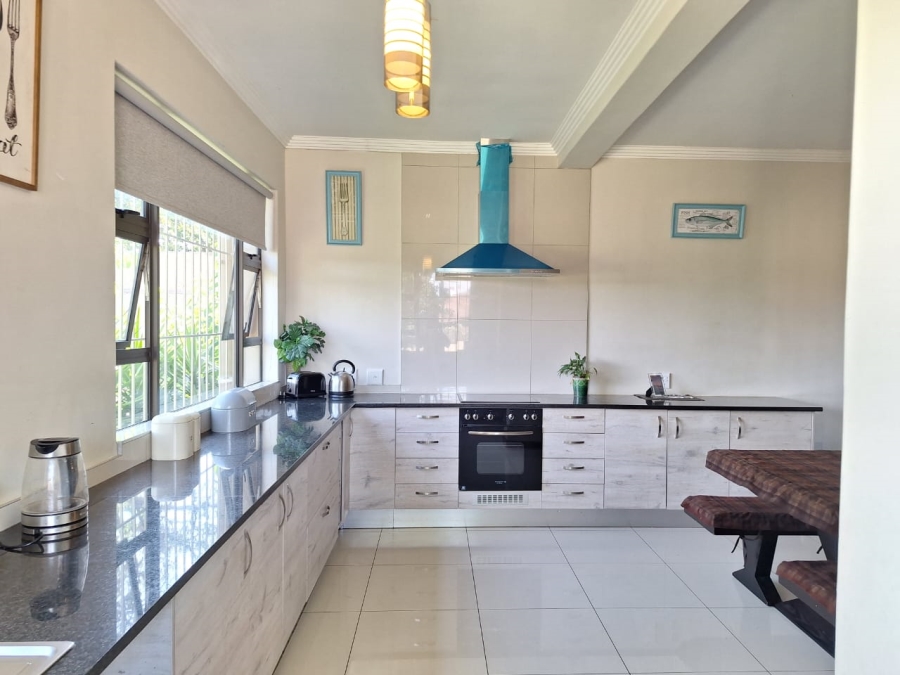 To Let 4 Bedroom Property for Rent in Kensington Gauteng