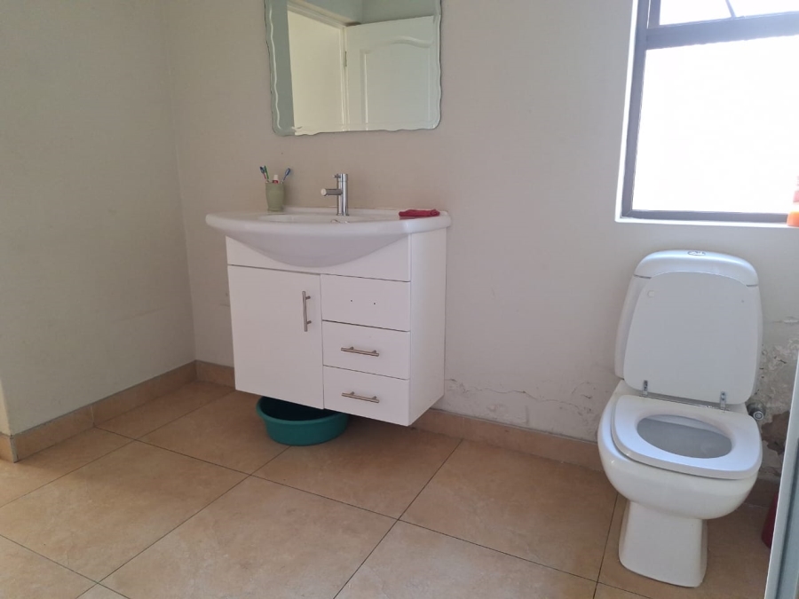 To Let 4 Bedroom Property for Rent in Kensington Gauteng