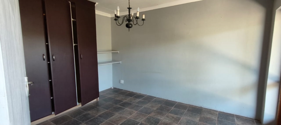 To Let 2 Bedroom Property for Rent in Three Rivers Gauteng