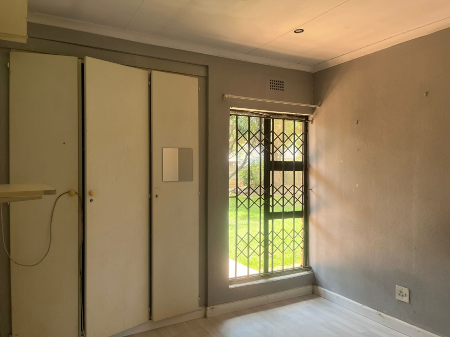 To Let 3 Bedroom Property for Rent in Buccleuch Gauteng