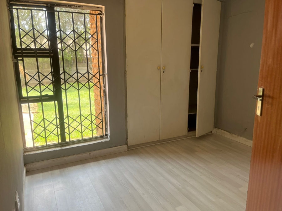 To Let 3 Bedroom Property for Rent in Buccleuch Gauteng