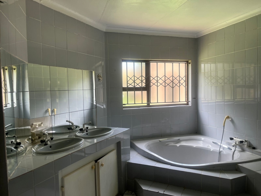 To Let 3 Bedroom Property for Rent in Buccleuch Gauteng