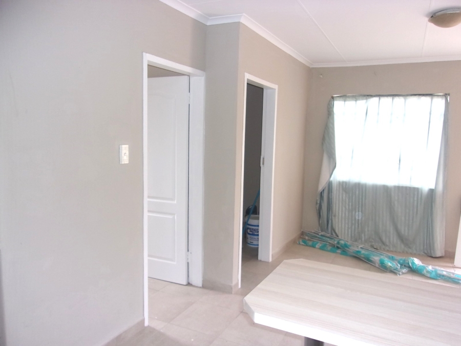 3 Bedroom Property for Sale in Windmill Park Gauteng