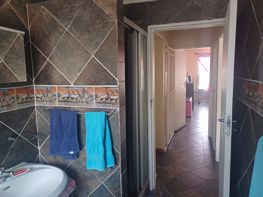 To Let 2 Bedroom Property for Rent in Ferndale Gauteng