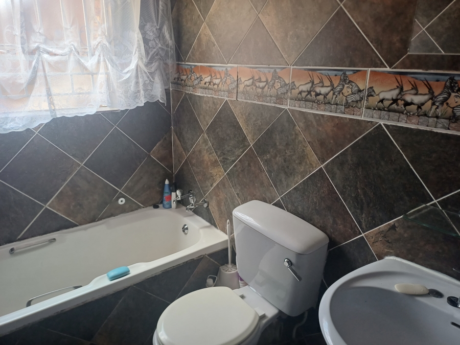 To Let 2 Bedroom Property for Rent in Ferndale Gauteng