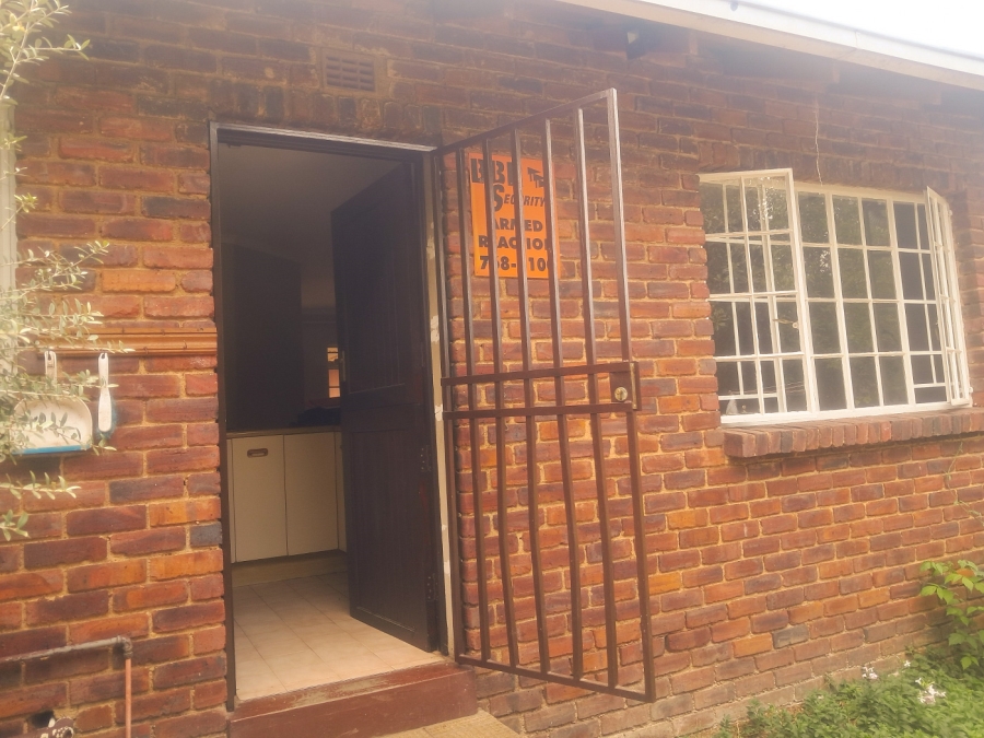 To Let 3 Bedroom Property for Rent in Olivedale Gauteng