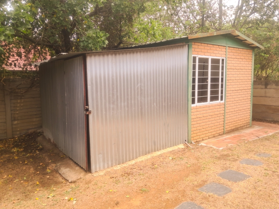 To Let 3 Bedroom Property for Rent in Olivedale Gauteng