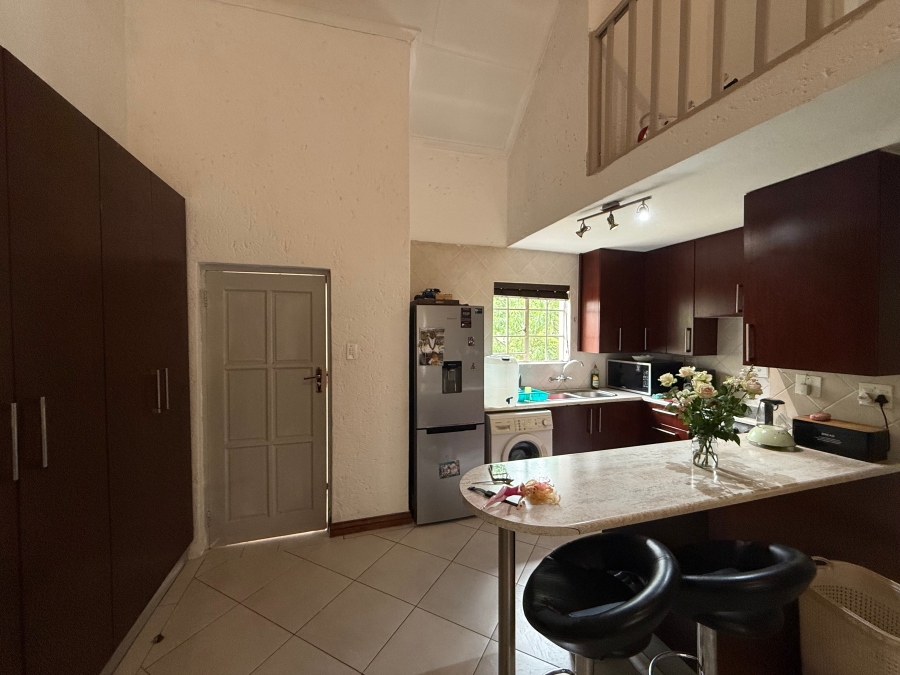 2 Bedroom Property for Sale in Bassonia Gauteng