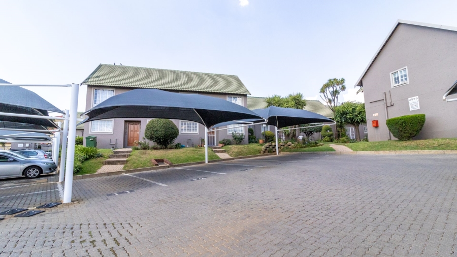 2 Bedroom Property for Sale in Bassonia Gauteng