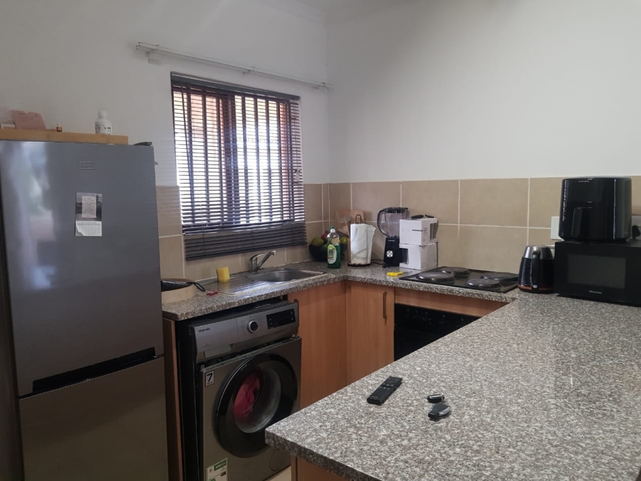 2 Bedroom Property for Sale in Rosslyn Gauteng