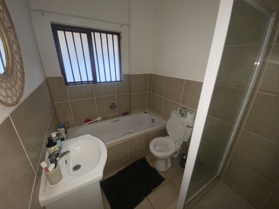 2 Bedroom Property for Sale in Rosslyn Gauteng