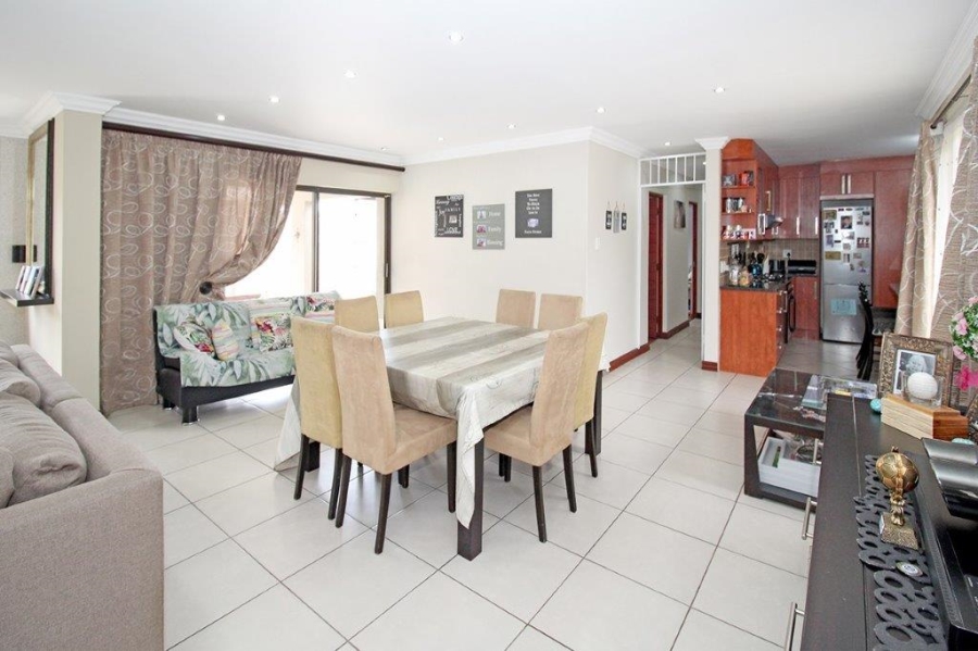 3 Bedroom Property for Sale in Marais Steyn Park Gauteng