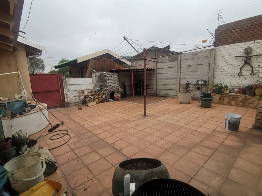 3 Bedroom Property for Sale in Casseldale Gauteng