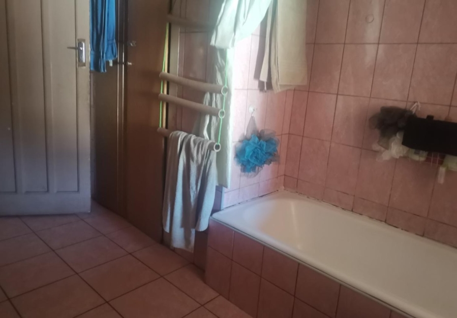 3 Bedroom Property for Sale in Brakpan Central Gauteng