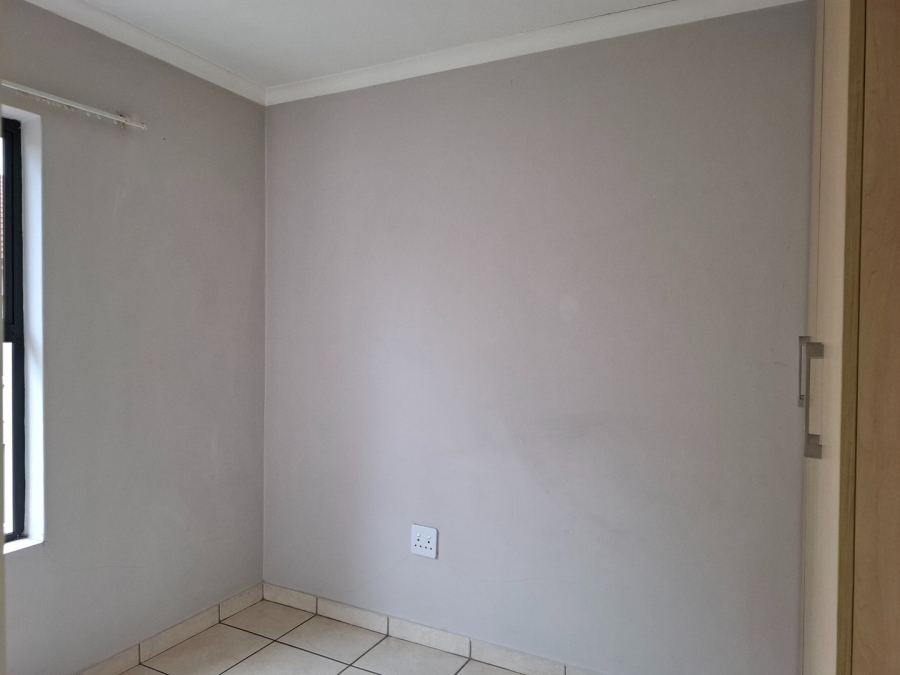 2 Bedroom Property for Sale in The Stewards Gauteng