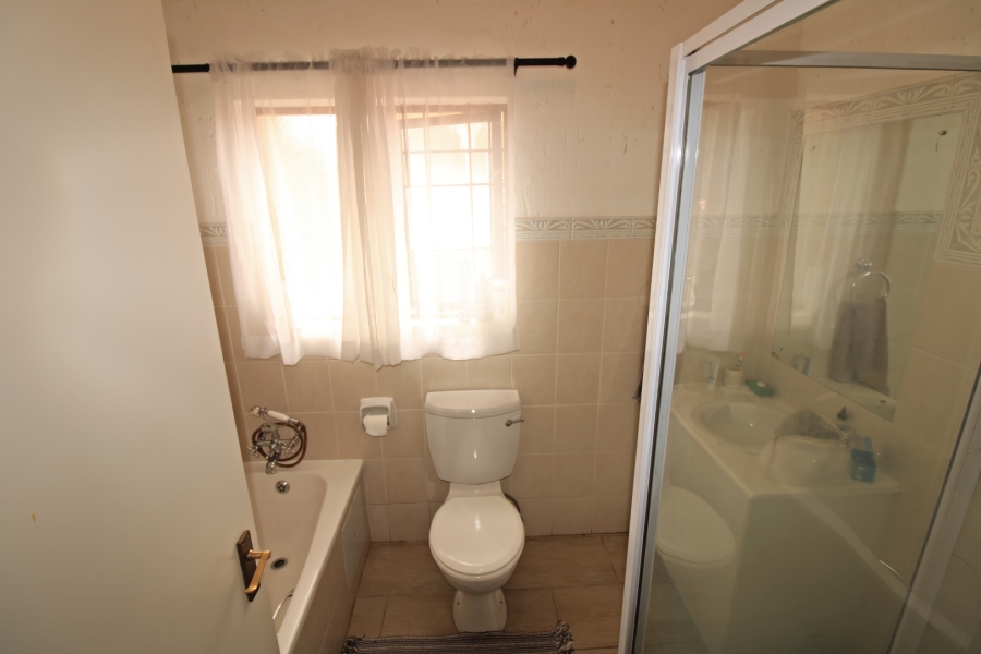 2 Bedroom Property for Sale in Douglasdale Gauteng