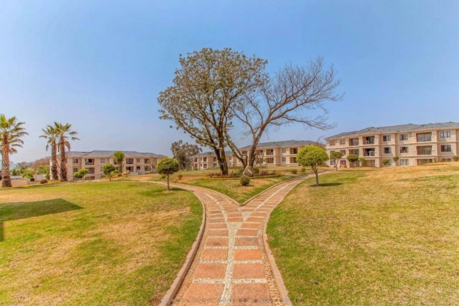 3 Bedroom Property for Sale in Broadacres Gauteng