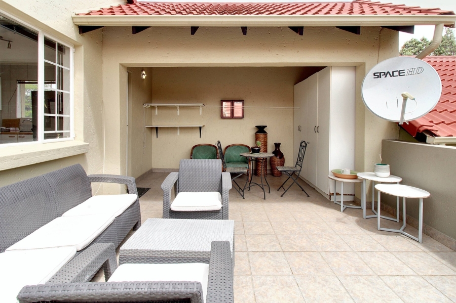 1 Bedroom Property for Sale in Paulshof Gauteng