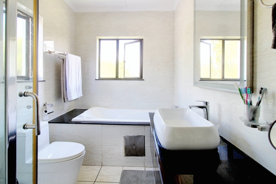 2 Bedroom Property for Sale in Craigavon Gauteng