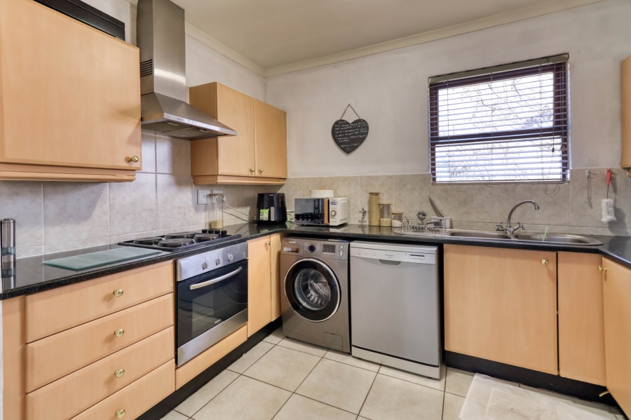 1 Bedroom Property for Sale in Fourways Gauteng