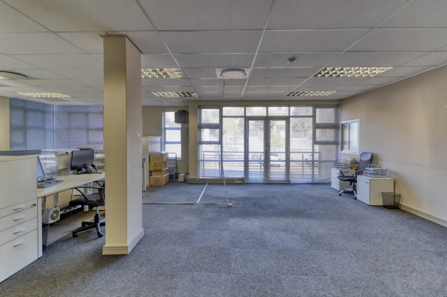 To Let commercial Property for Rent in Lonehill Gauteng