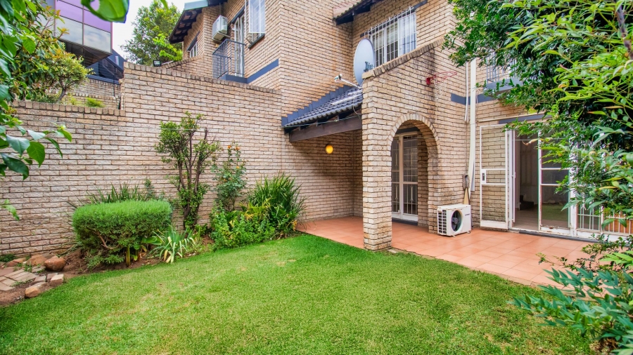 3 Bedroom Property for Sale in Morningside Manor Gauteng