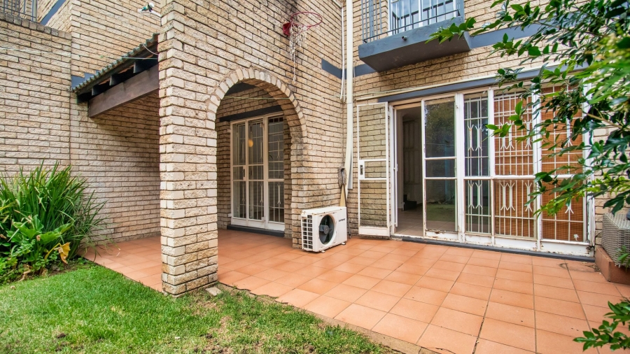 3 Bedroom Property for Sale in Morningside Manor Gauteng