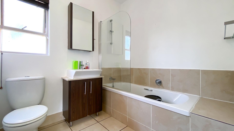 2 Bedroom Property for Sale in Lonehill Gauteng