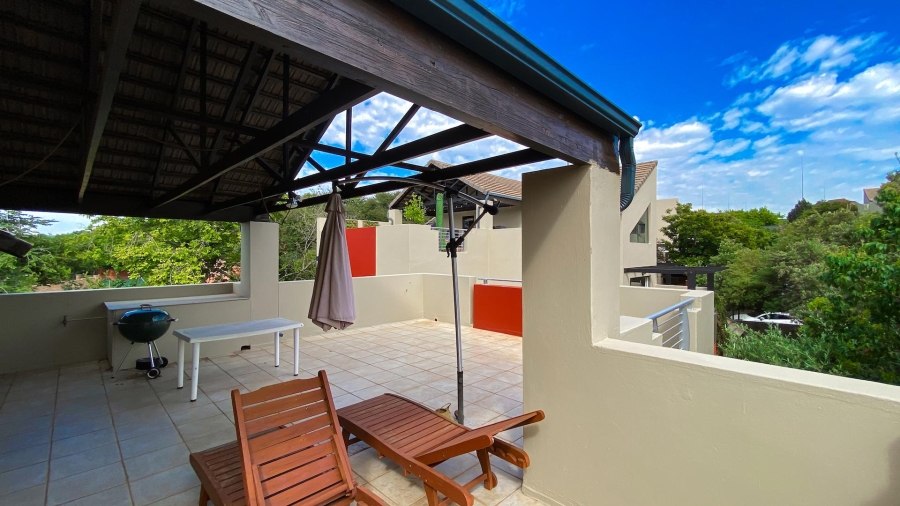 2 Bedroom Property for Sale in Lonehill Gauteng