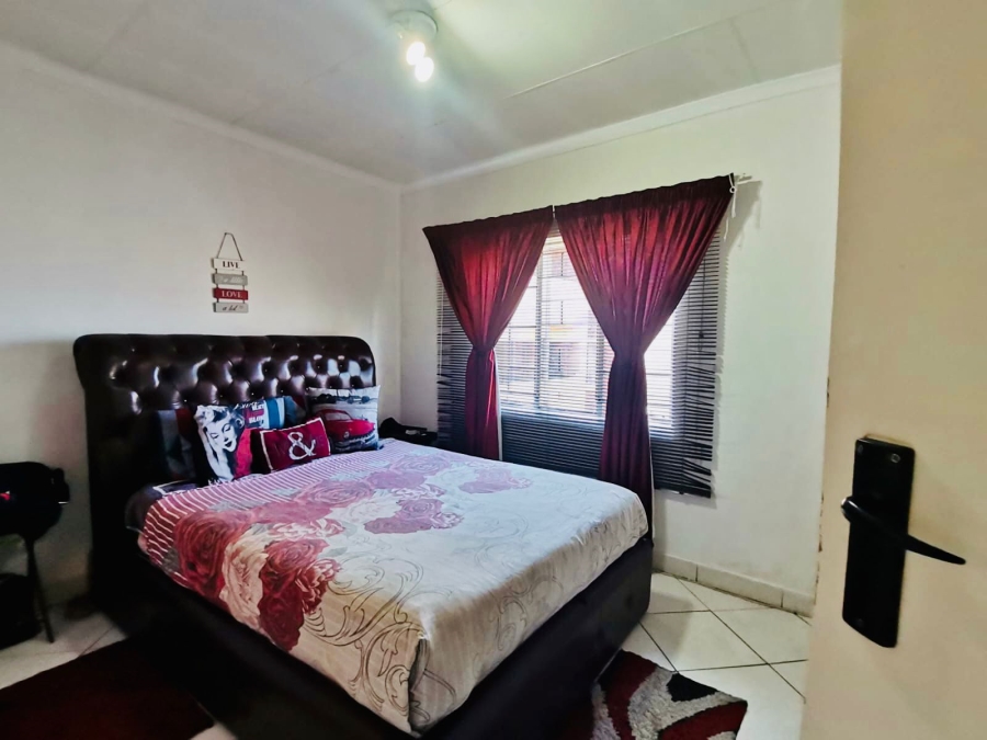 2 Bedroom Property for Sale in Bergsig Gauteng