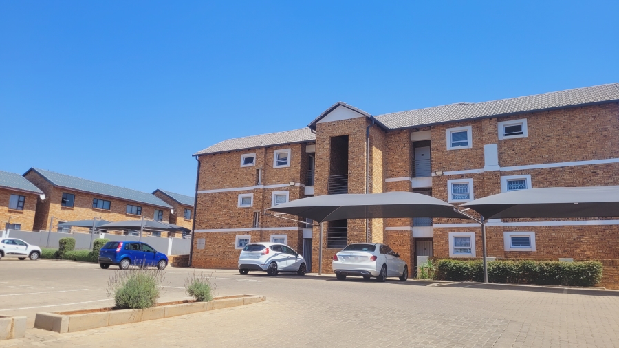 To Let 2 Bedroom Property for Rent in Elandsfontein Gauteng