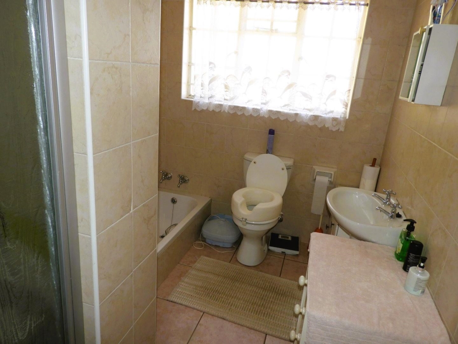 2 Bedroom Property for Sale in Arcon Park Gauteng