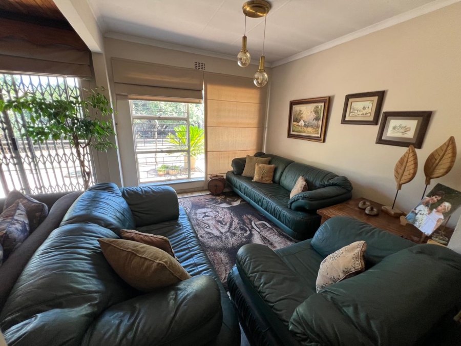 4 Bedroom Property for Sale in Three Rivers East Gauteng