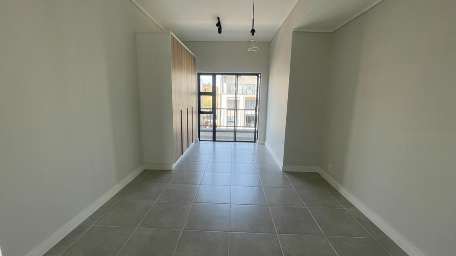 To Let 2 Bedroom Property for Rent in Waterfall Gauteng