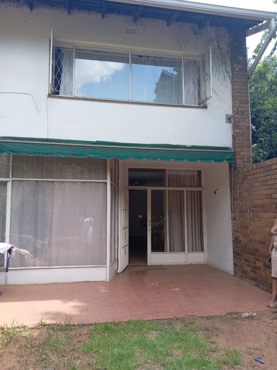 To Let 1 Bedroom Property for Rent in Sandown Gauteng