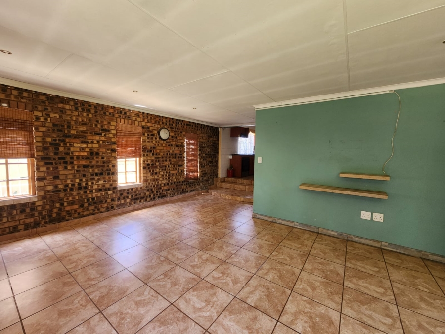 4 Bedroom Property for Sale in Geduld Ext 1 Gauteng