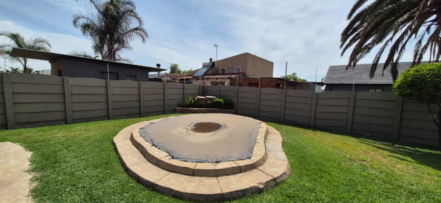 3 Bedroom Property for Sale in Van Dyk Park Gauteng