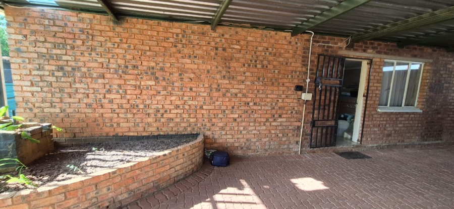 3 Bedroom Property for Sale in Dalview Gauteng