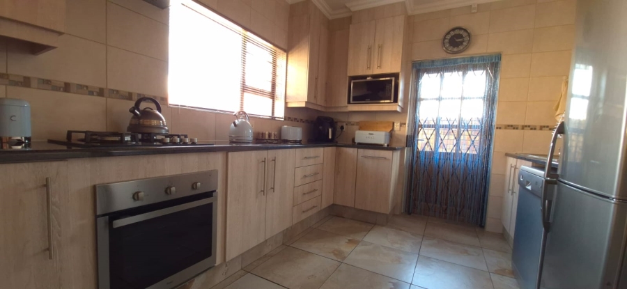 2 Bedroom Property for Sale in Sunward Park Gauteng