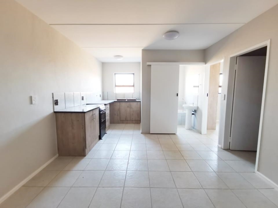 To Let 2 Bedroom Property for Rent in Kenleaf Gauteng