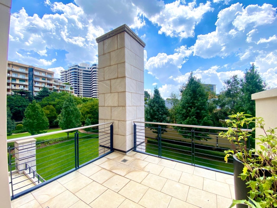 2 Bedroom Property for Sale in Sandton Central Gauteng