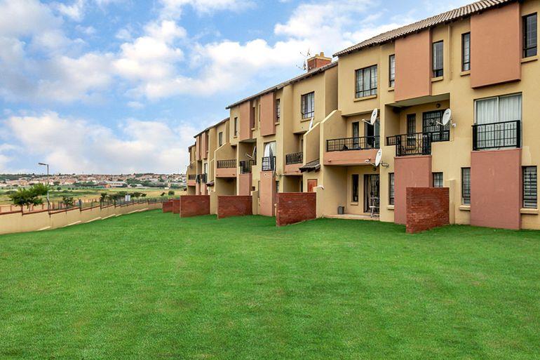 2 Bedroom Property for Sale in Sagewood Gauteng