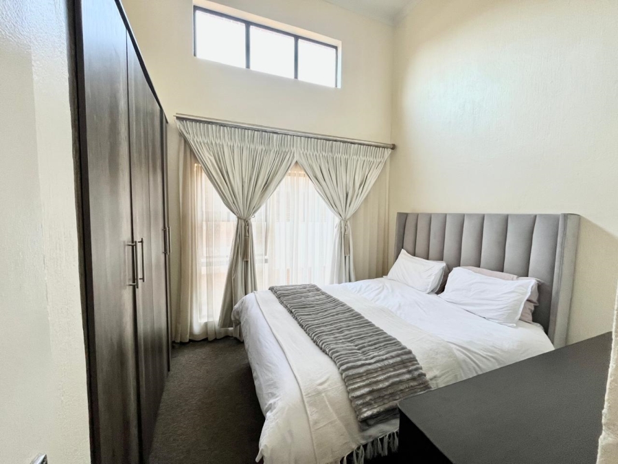 2 Bedroom Property for Sale in North Riding Gauteng