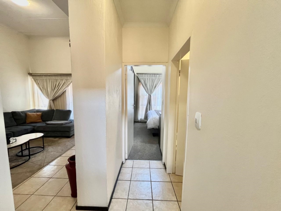 2 Bedroom Property for Sale in North Riding Gauteng