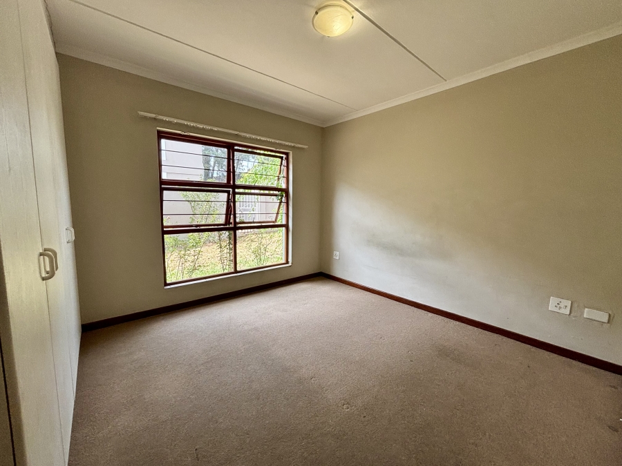 To Let 2 Bedroom Property for Rent in Bryanston Gauteng