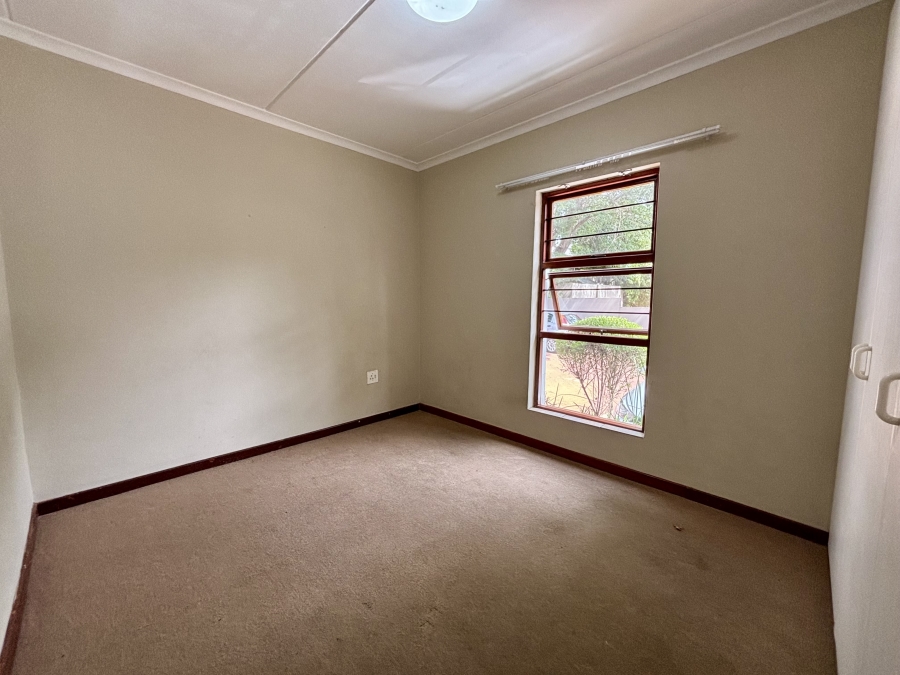 To Let 2 Bedroom Property for Rent in Bryanston Gauteng