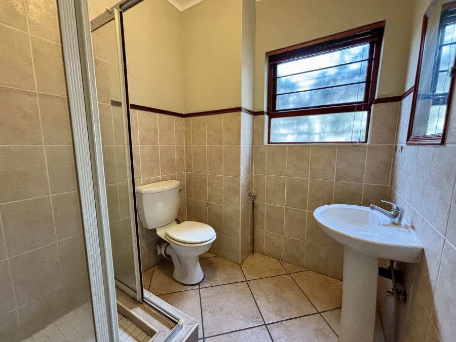 To Let 2 Bedroom Property for Rent in Bryanston Gauteng