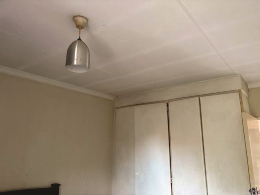 1 Bedroom Property for Sale in Gezina Gauteng