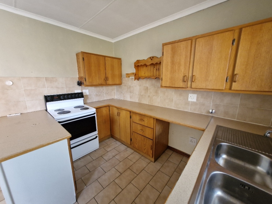 2 Bedroom Property for Sale in Annlin Gauteng