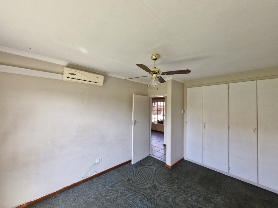 2 Bedroom Property for Sale in Annlin Gauteng